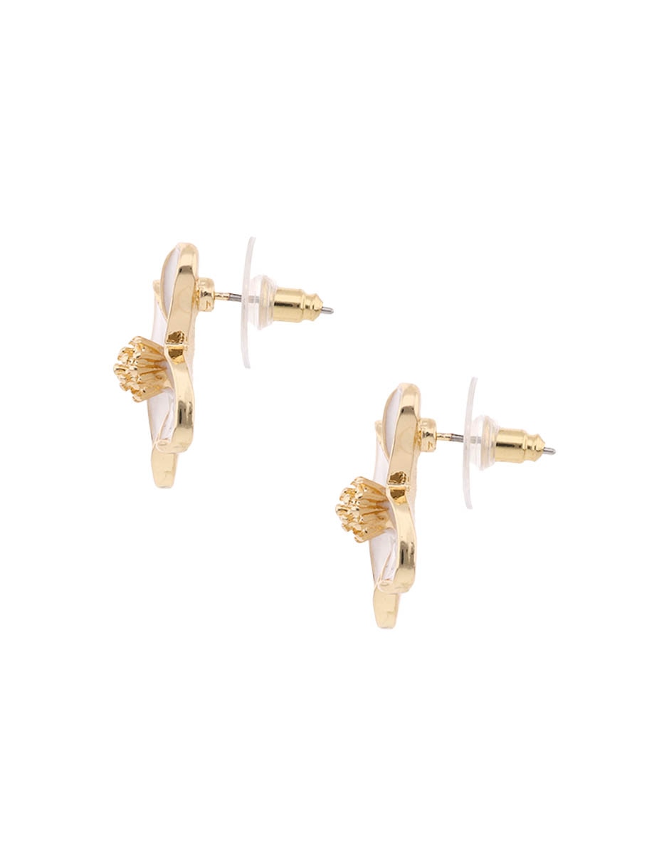 Aretes cortos de flor con acabado brillante 3