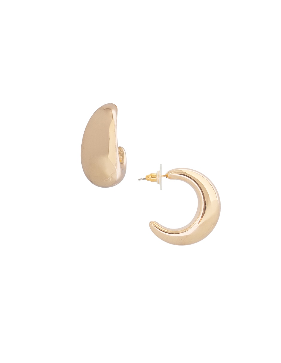 Aretes de círculo con acabado lustre