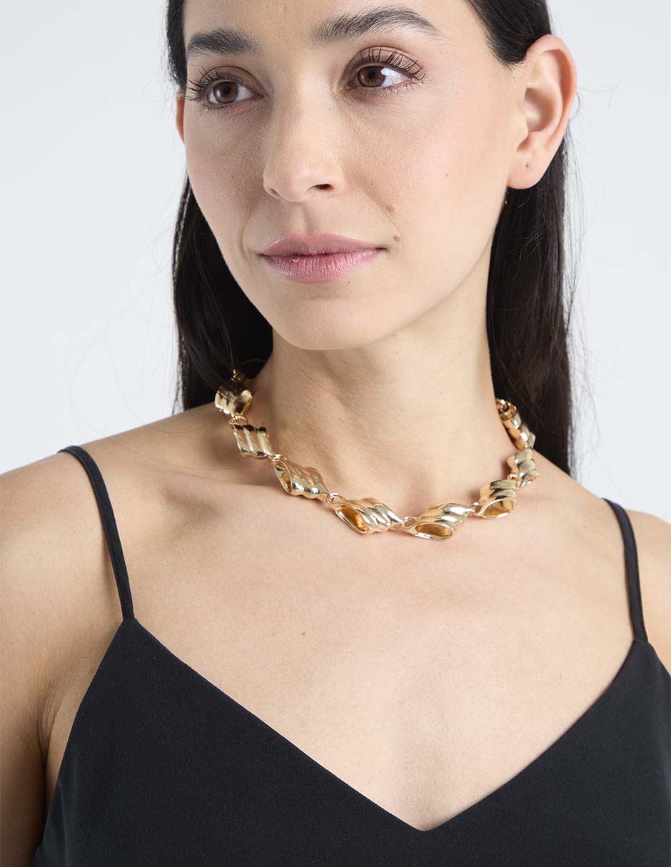 Collar 3