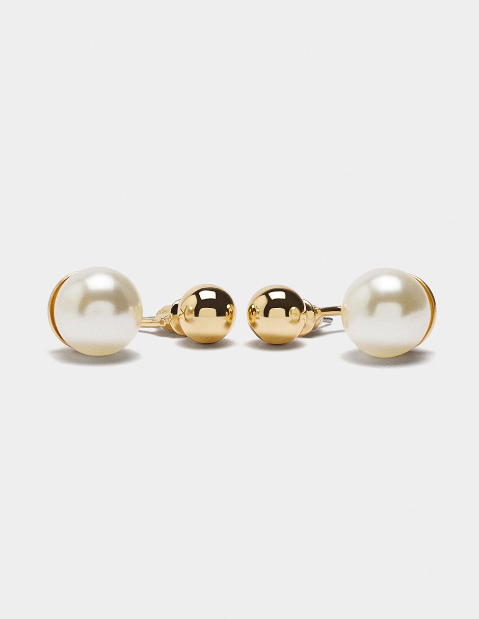 Aretes cortos Stay Mixed con acabado pavé perla 3