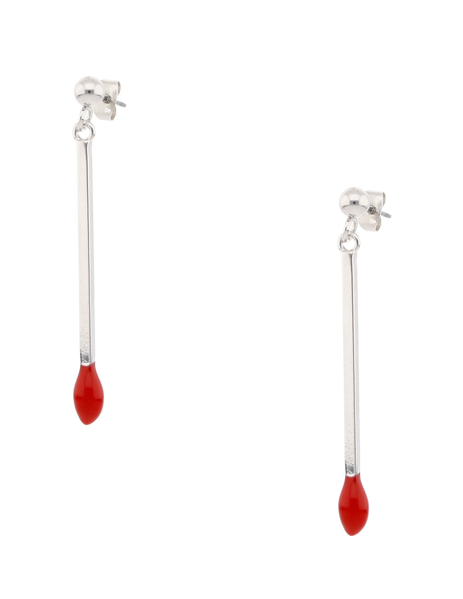 Aretes largos con acabado brillante 2