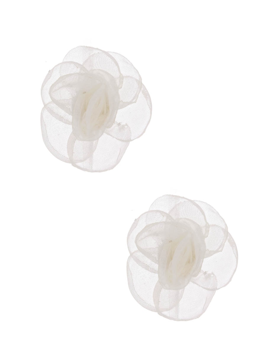 Huggies de flor con acabado liso