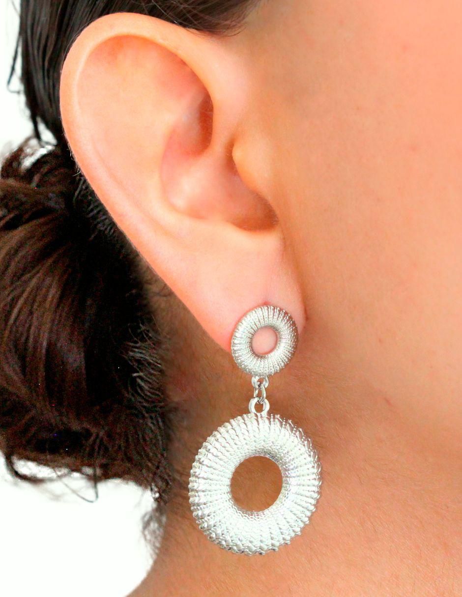 Aretes largos circulares Colección Tendencias  de acero inoxidable con acabado brillante 5