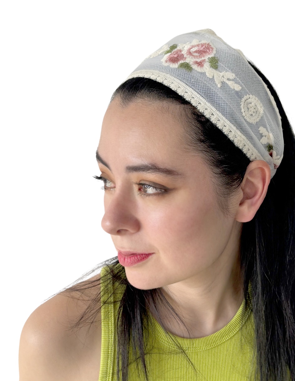 Broche para cabello con acabado texturizado 7