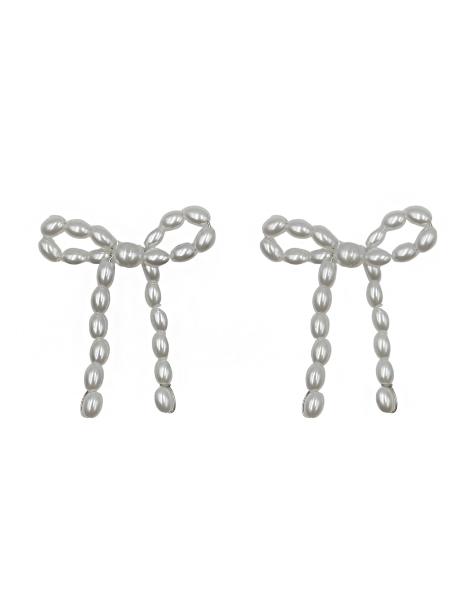 Aretes largos de moño