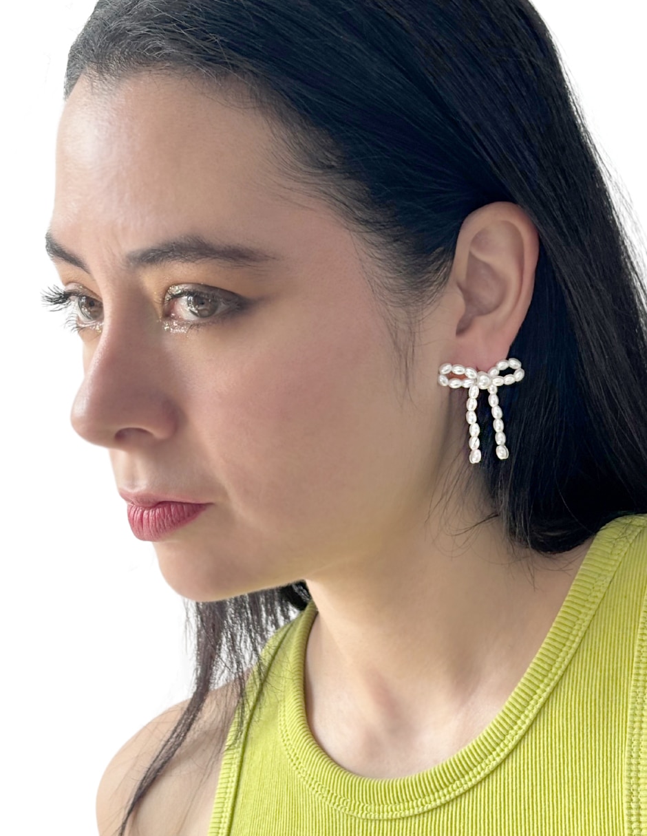 Aretes largos de moño 2