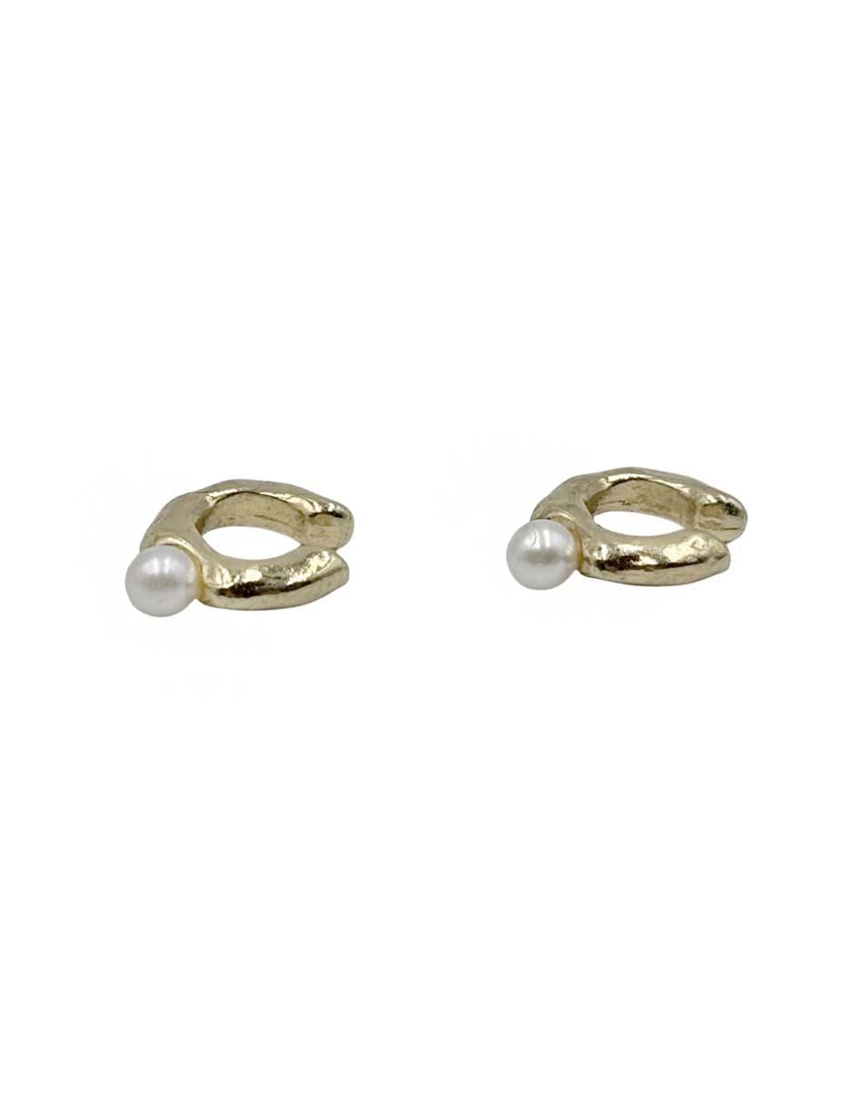 Aretes ear cuff con acabado pulido