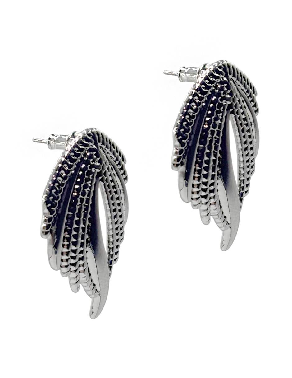 Aretes largos de hoja con acabado liso 2