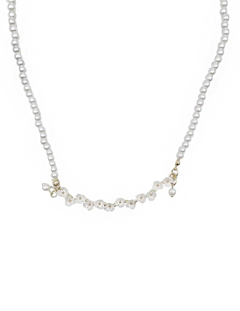 Collar de flor