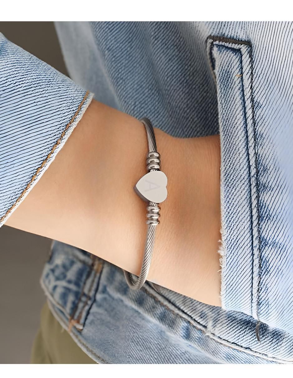Pulsera con acabado pulido 3