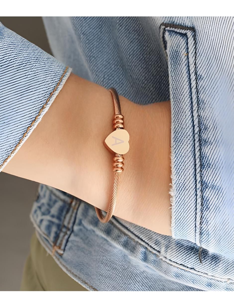 Pulsera con acabado pulido 2