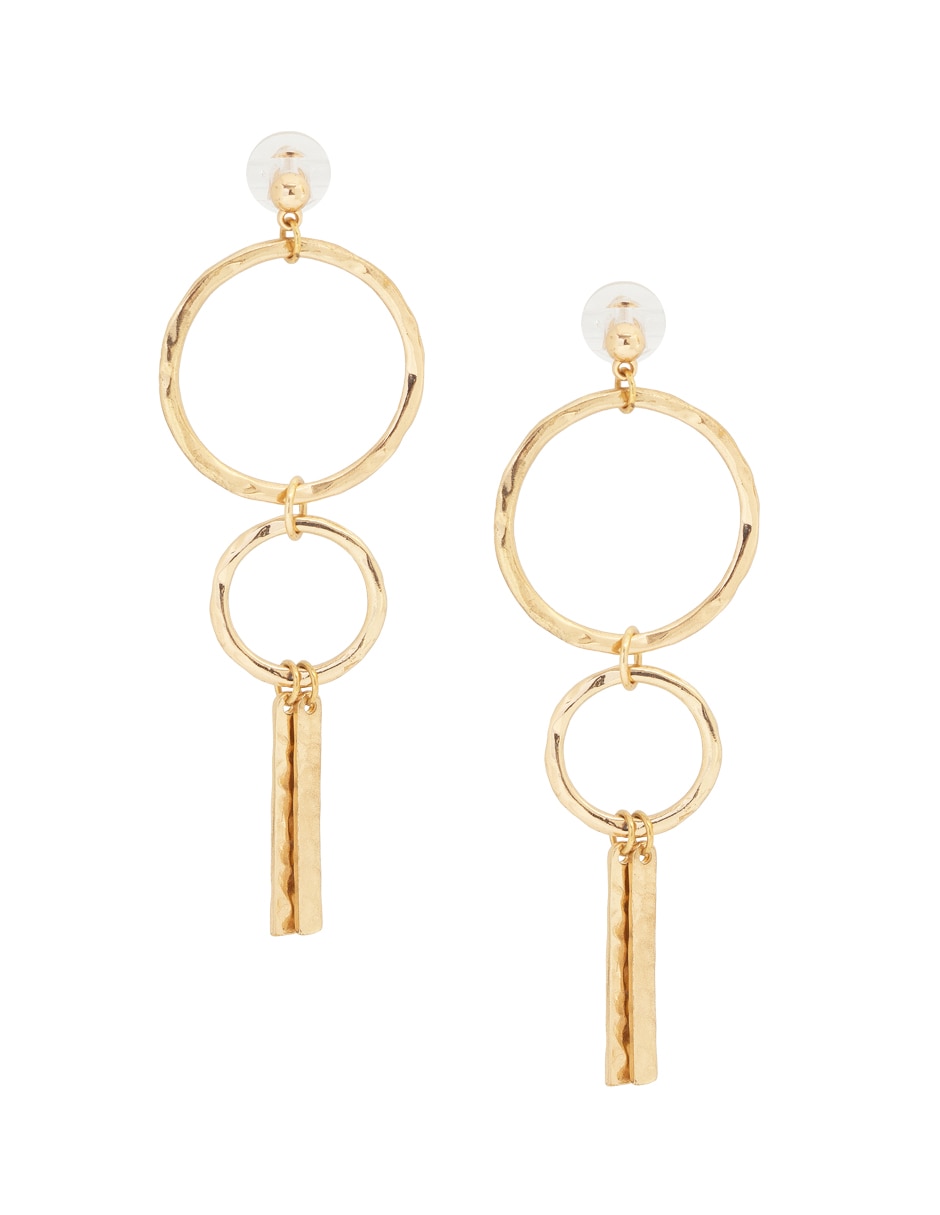 Aretes largos con acabado lustre