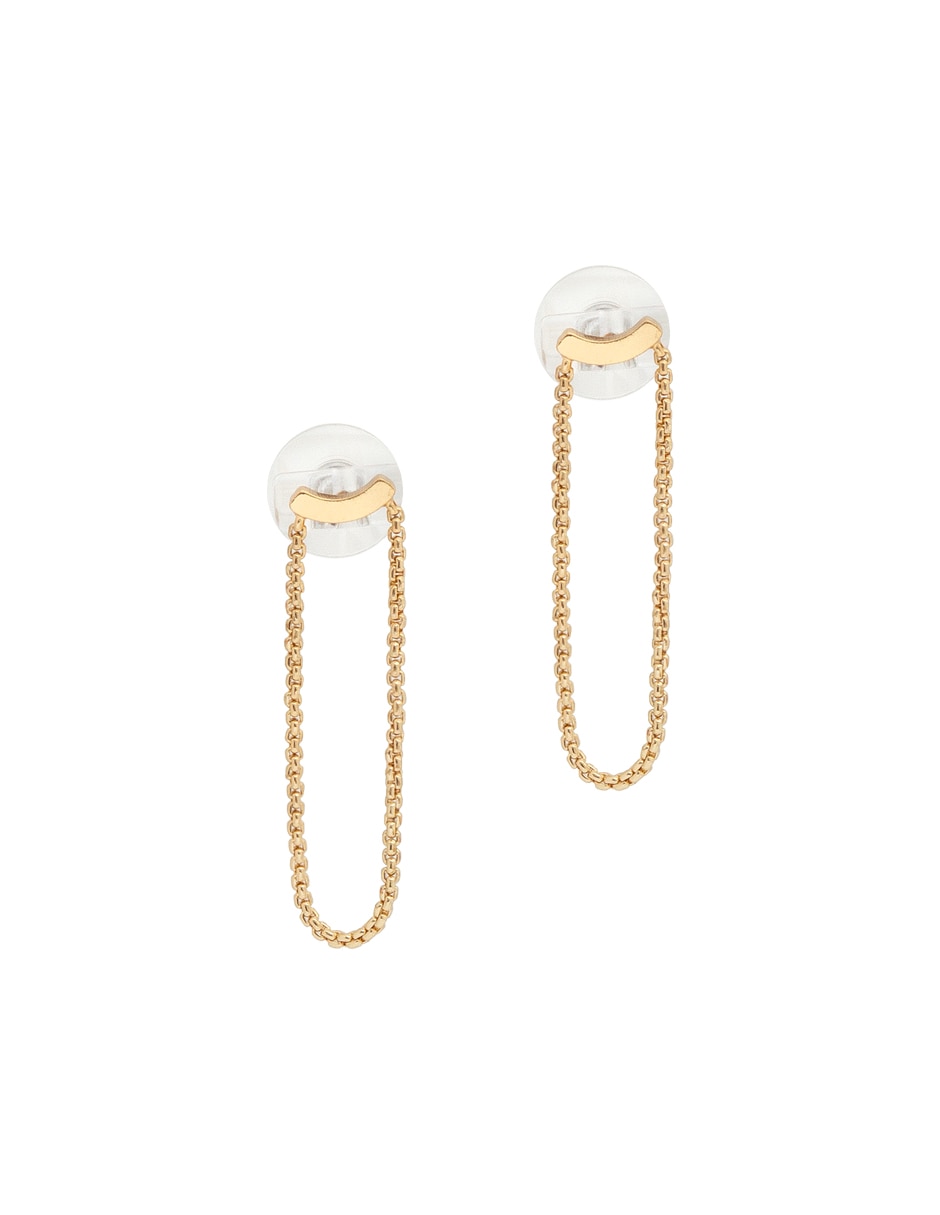Aretes largos con acabado brillante