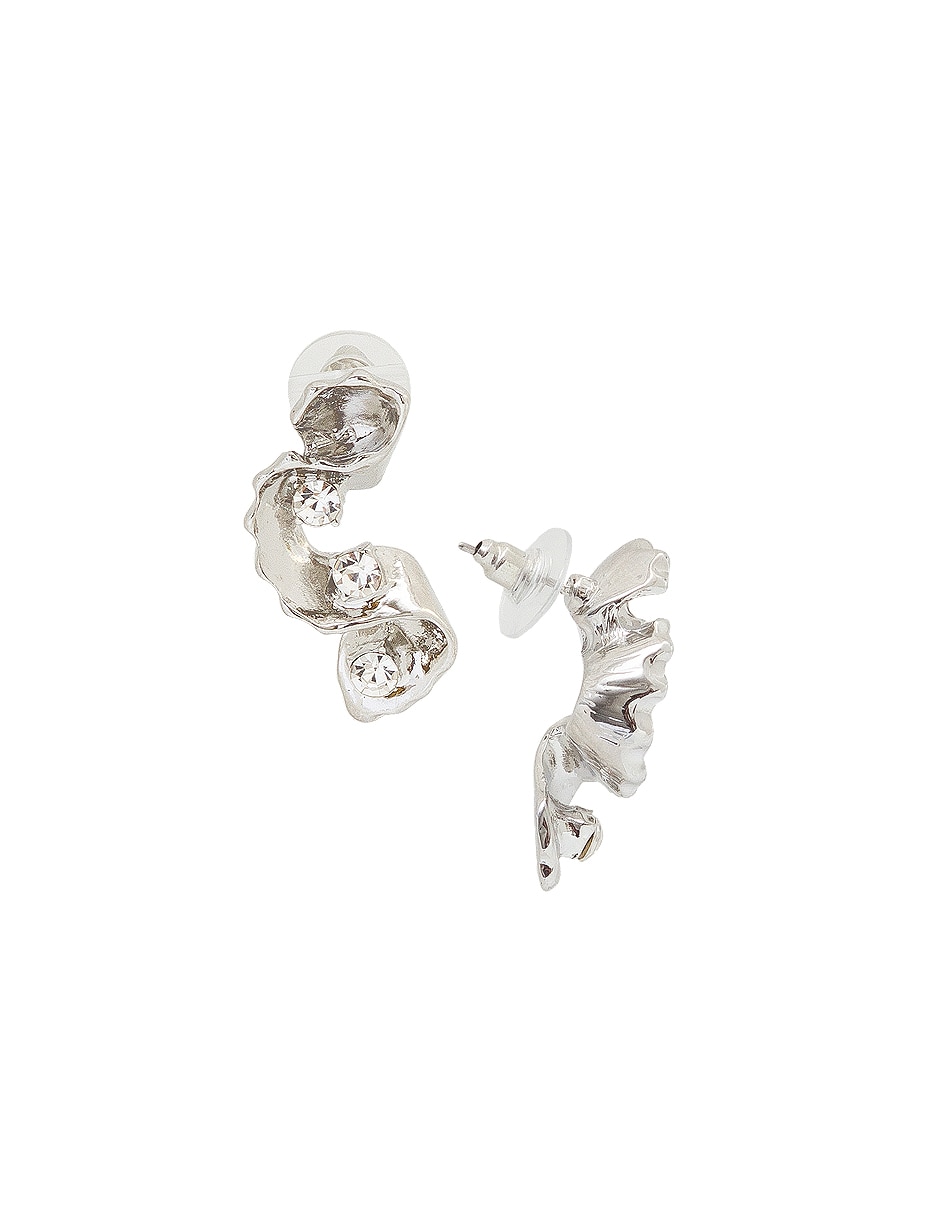 Aretes largos con acabado brillante 3