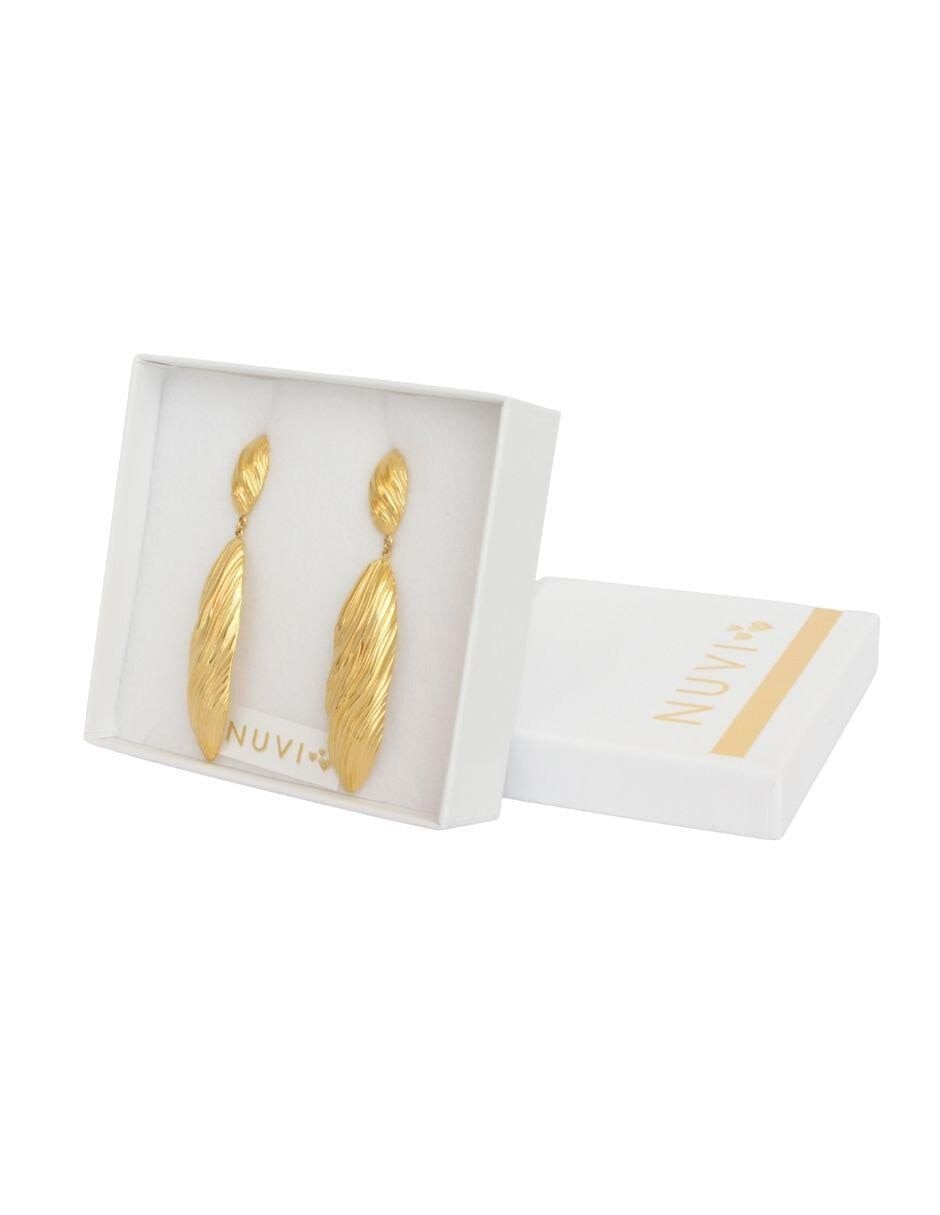 Aretes con acabado brillante 4
