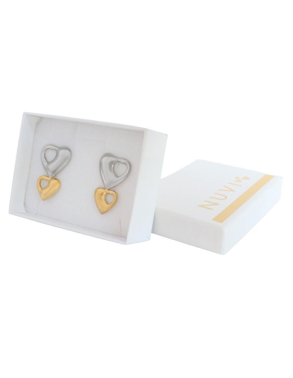 Aretes de corazón con acabado brillante 4