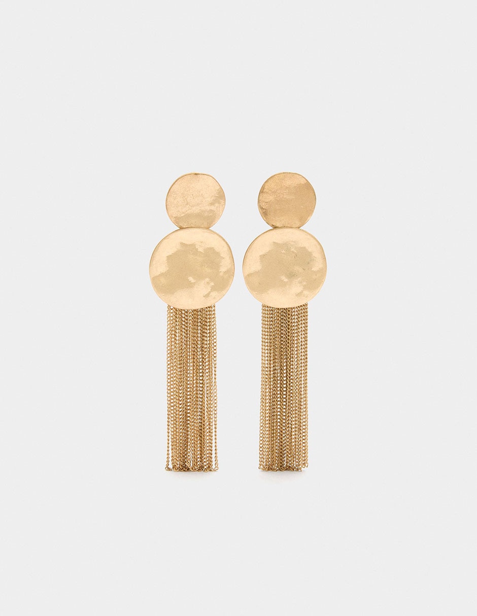 Aretes cortos con acabado pulido