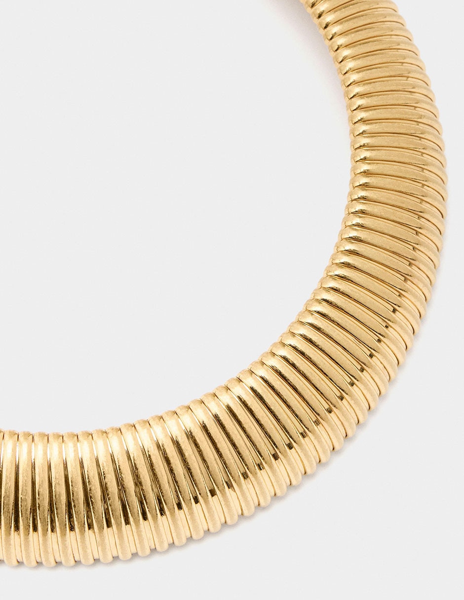 Collar 3