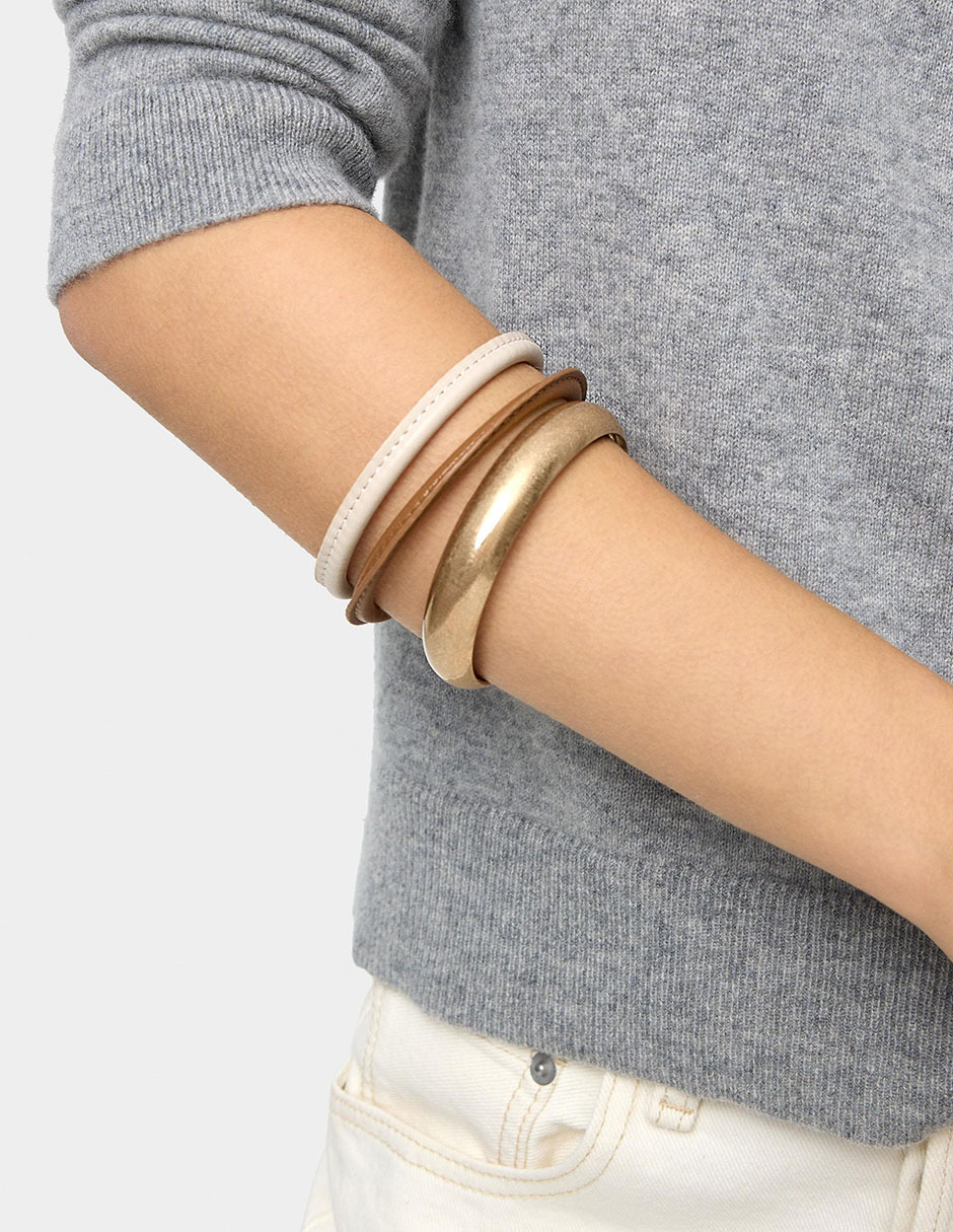 Set de pulseras acabado mate 2