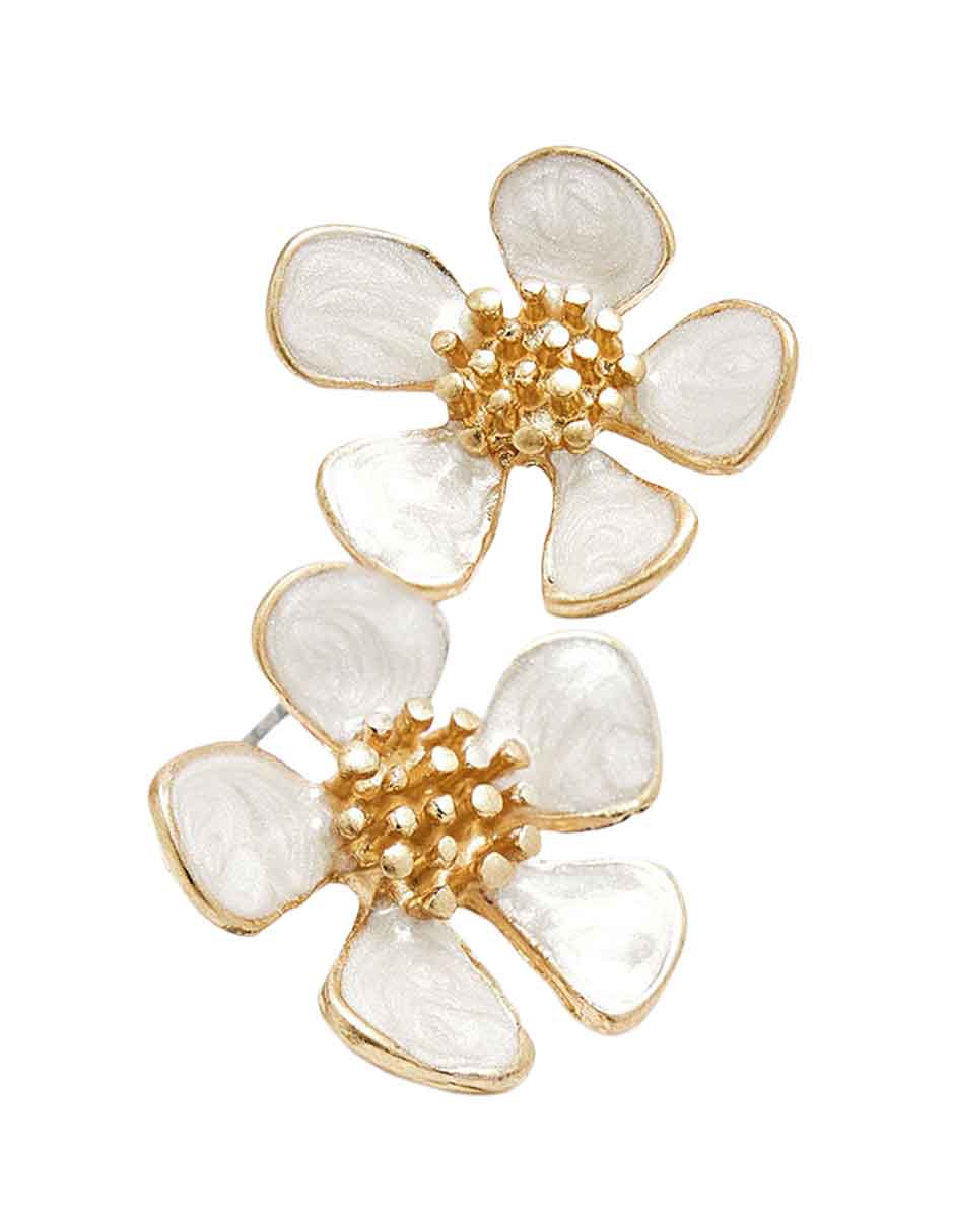 Aretes cortos de flor Golden Basics con acabado brillante 2