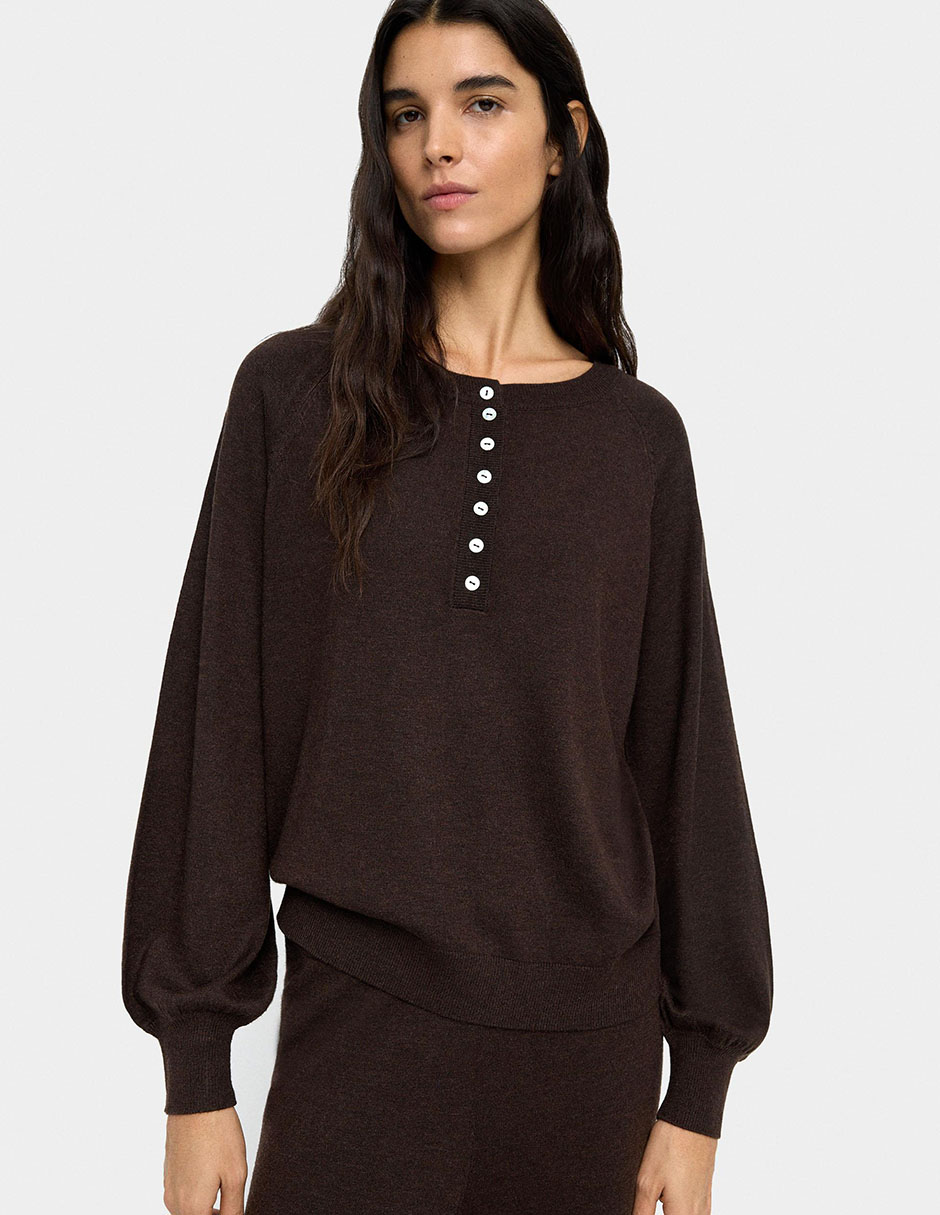 Suéter cuello henley para mujer