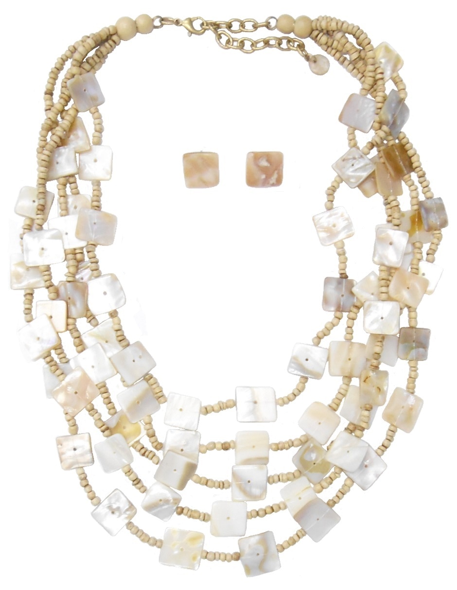 Aretes y collar