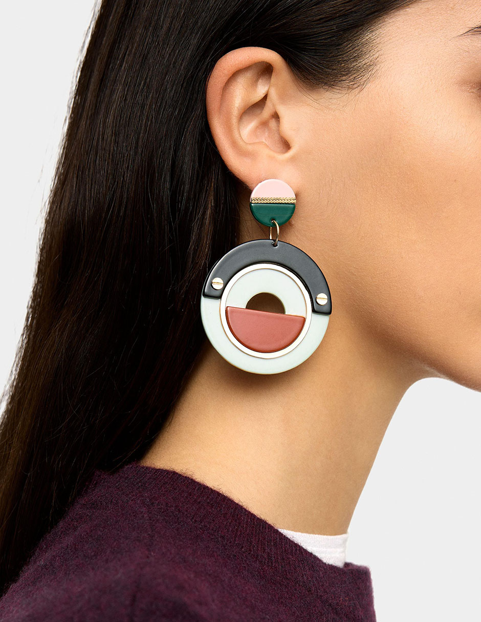 Aretes Funky Harmony con acabado liso perla 2