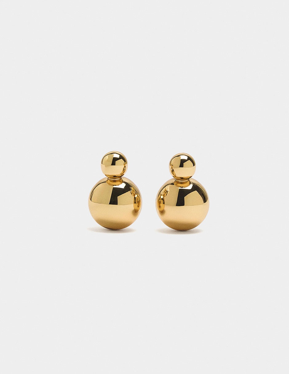 Aretes cortos