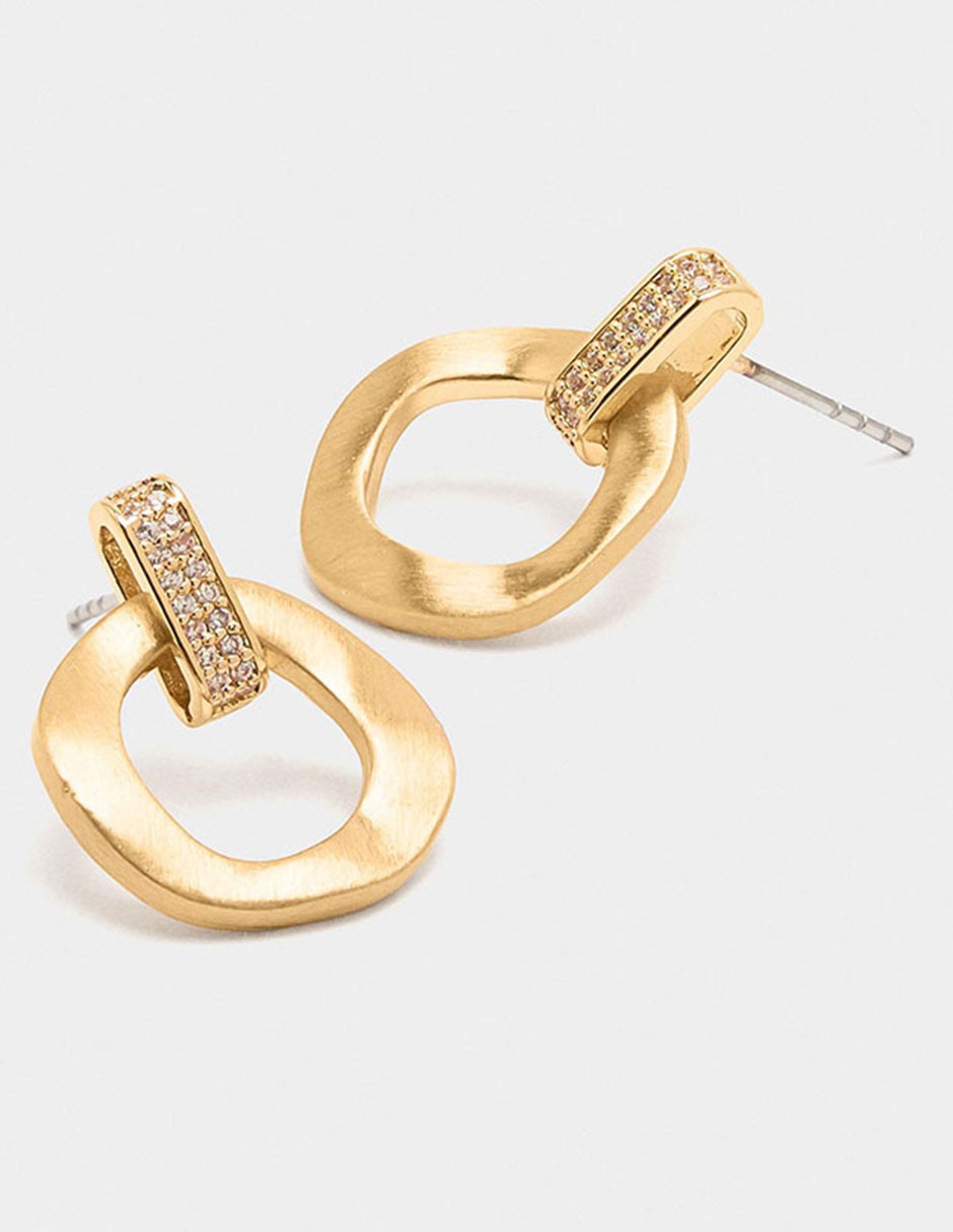 Aretes cortos con acabado liso 2