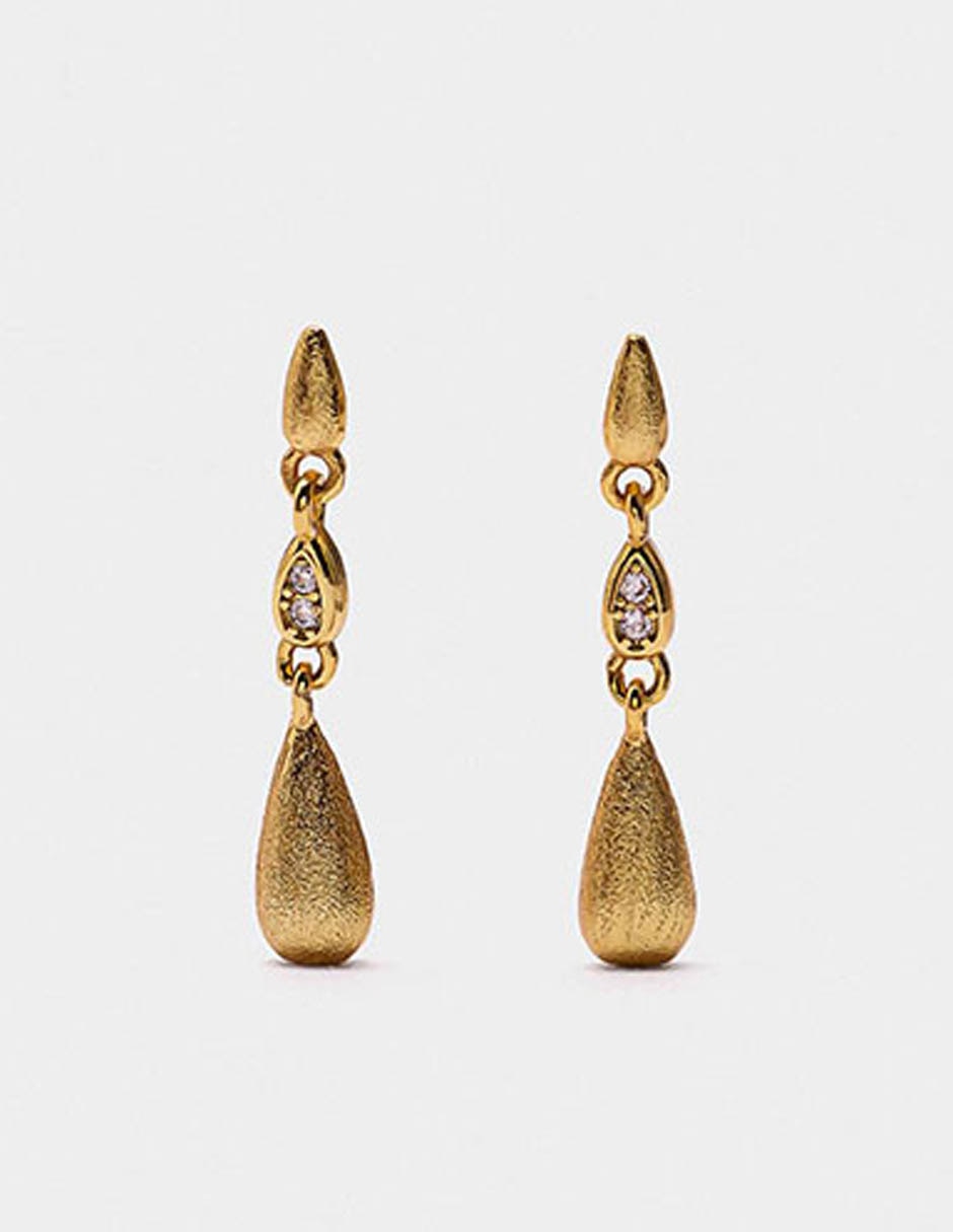 Aretes Golden Delicates con acabado liso