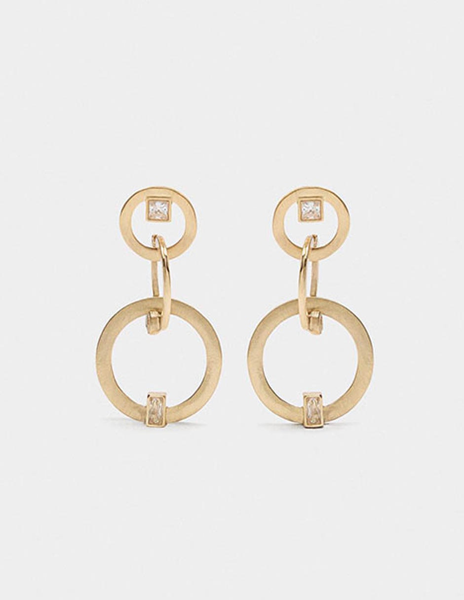 Aretes Golden Delicates con acabado liso