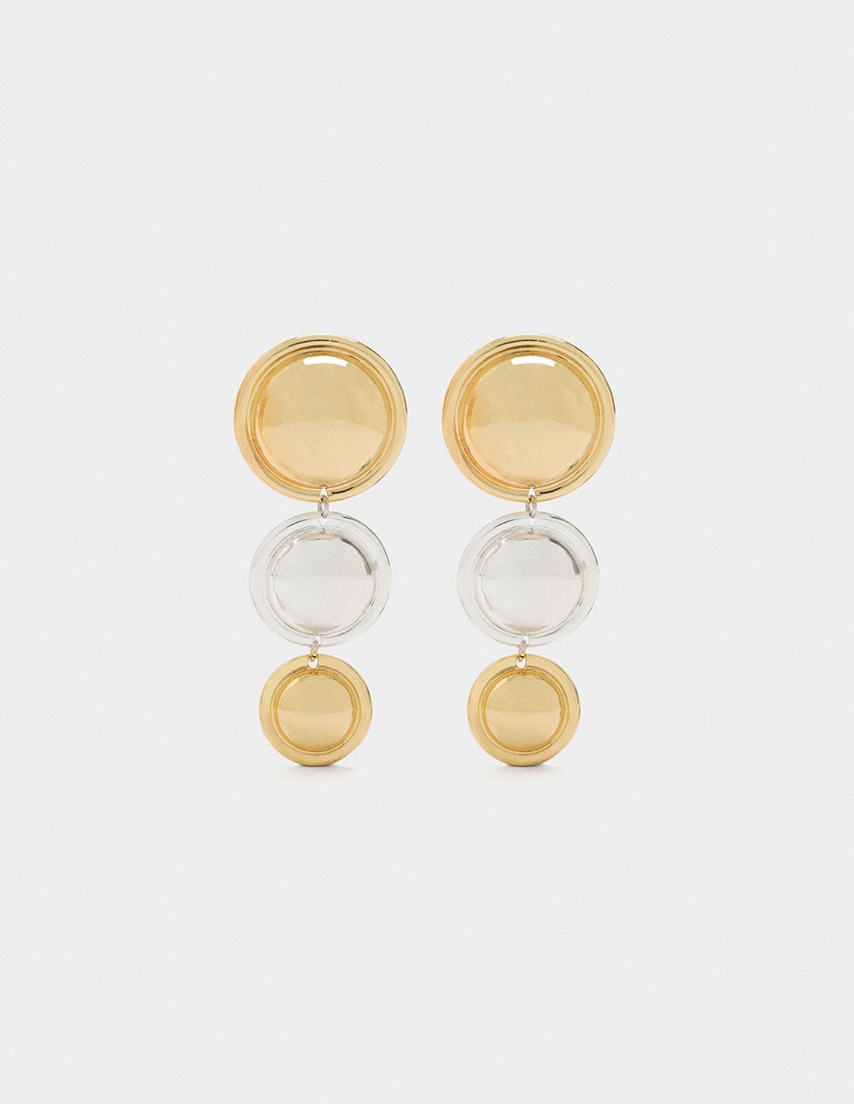 Aretes largos con acabado brillante