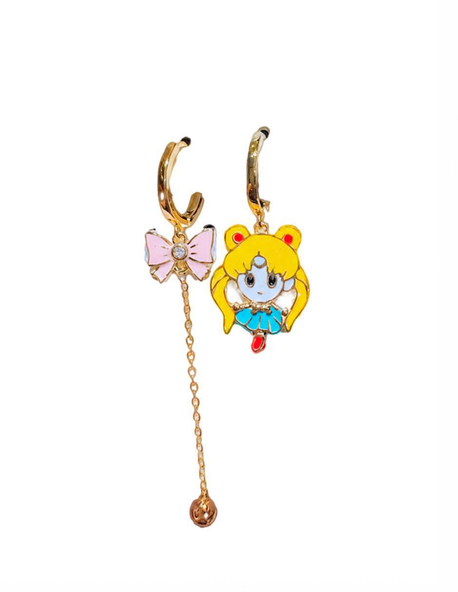 Set de aretes de diferentes diseños Sailor Moon Anime con acabado baño de oro 10 K 3