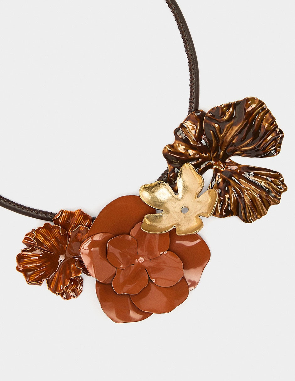 Collar Petals 3