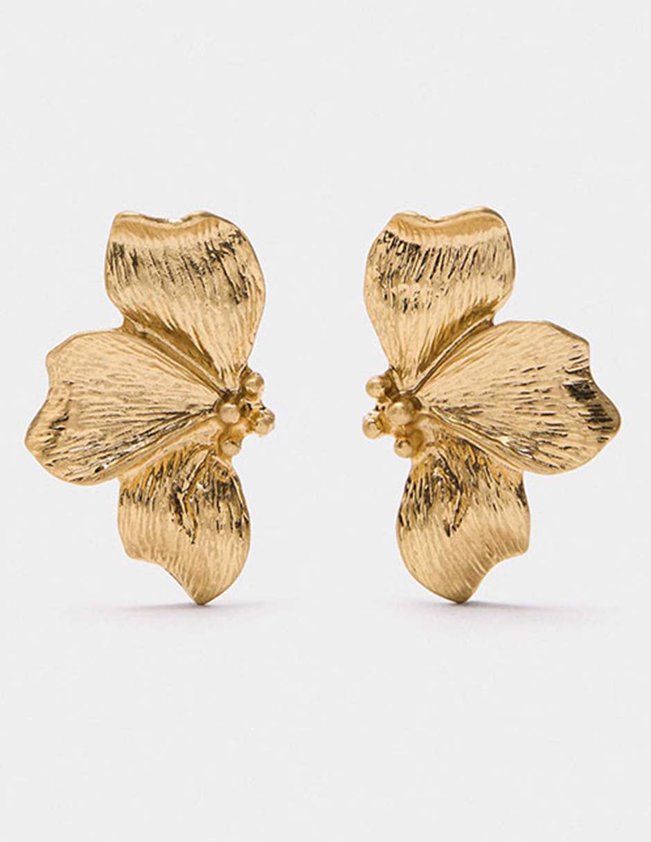 Aretes largos de flor Golden Basics con acabado brillante