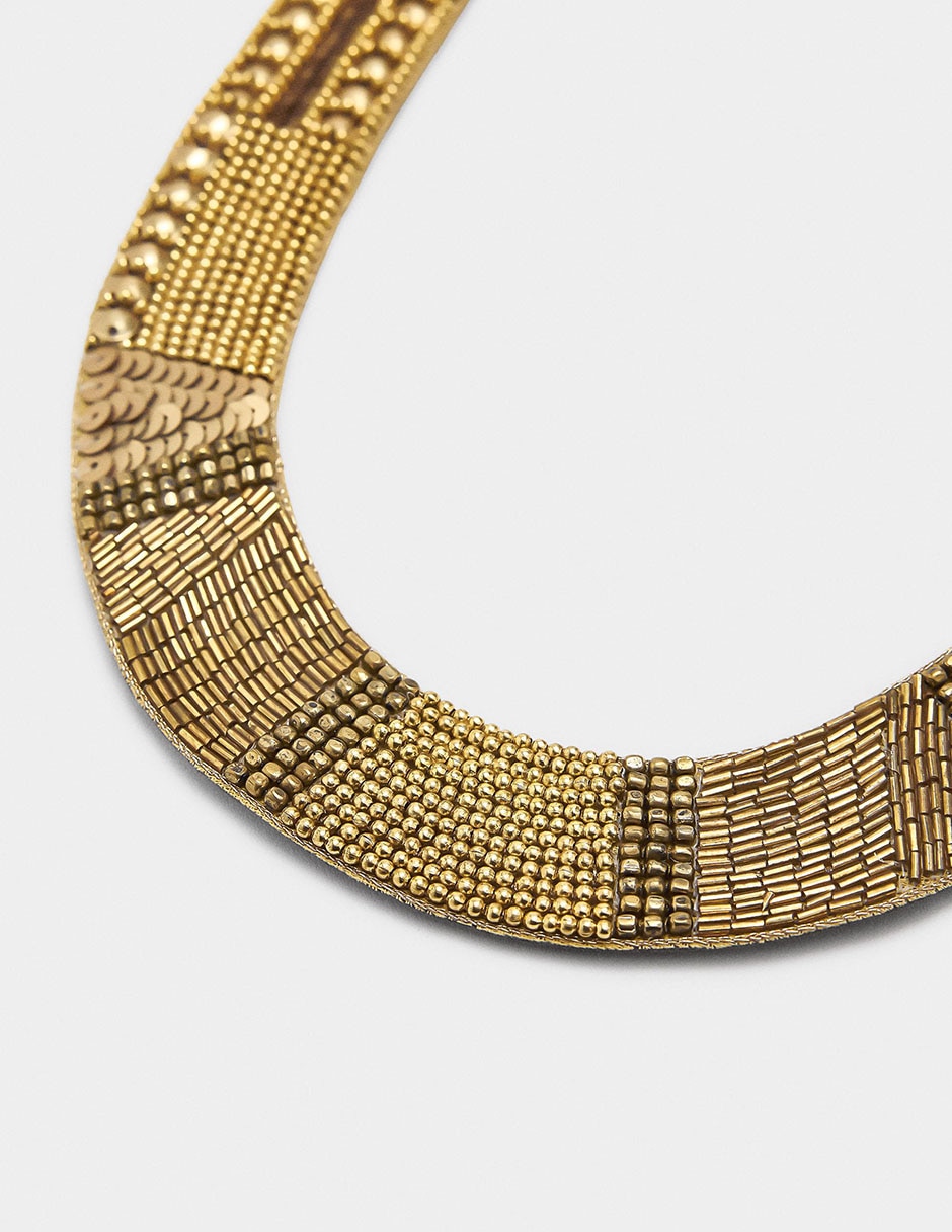 Collar 3