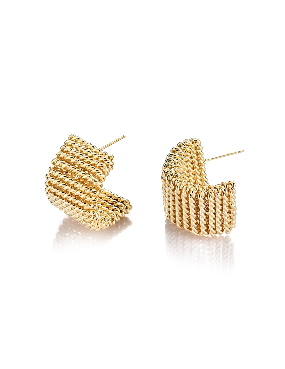 Aretes cortos con acabado brillante 2