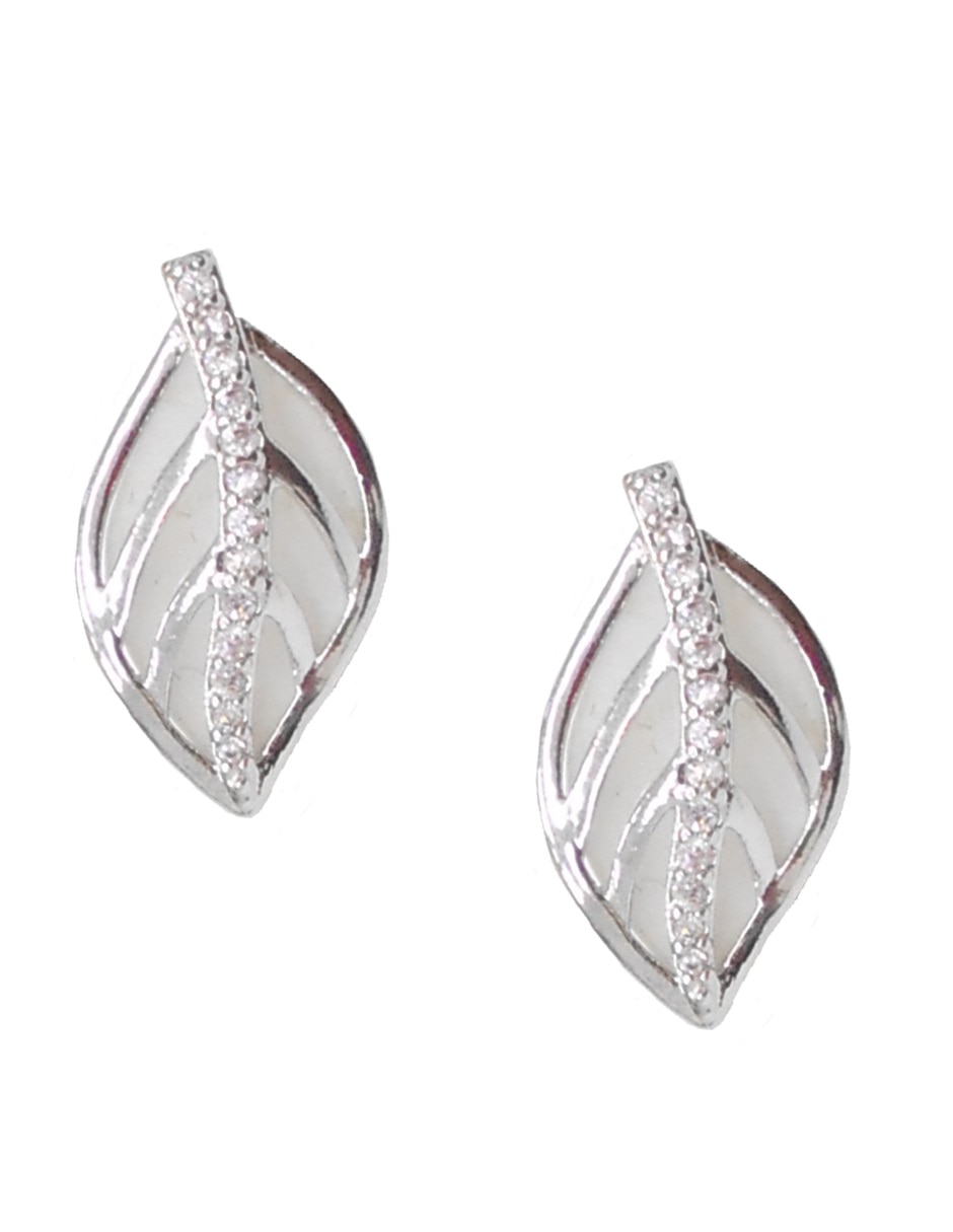 Aretes y collar de hoja 5
