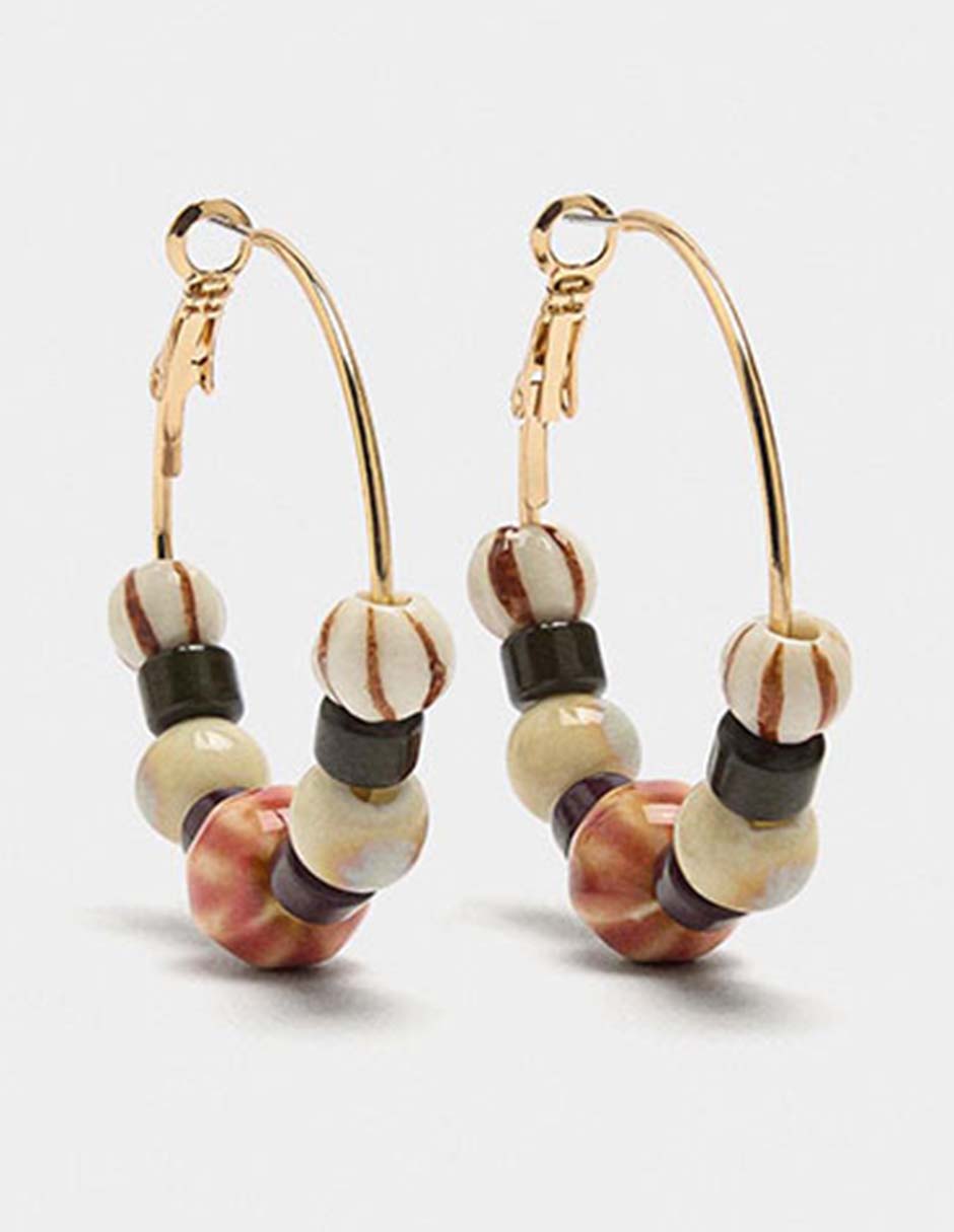 Aretes largos Maison Clay con acabado brillante