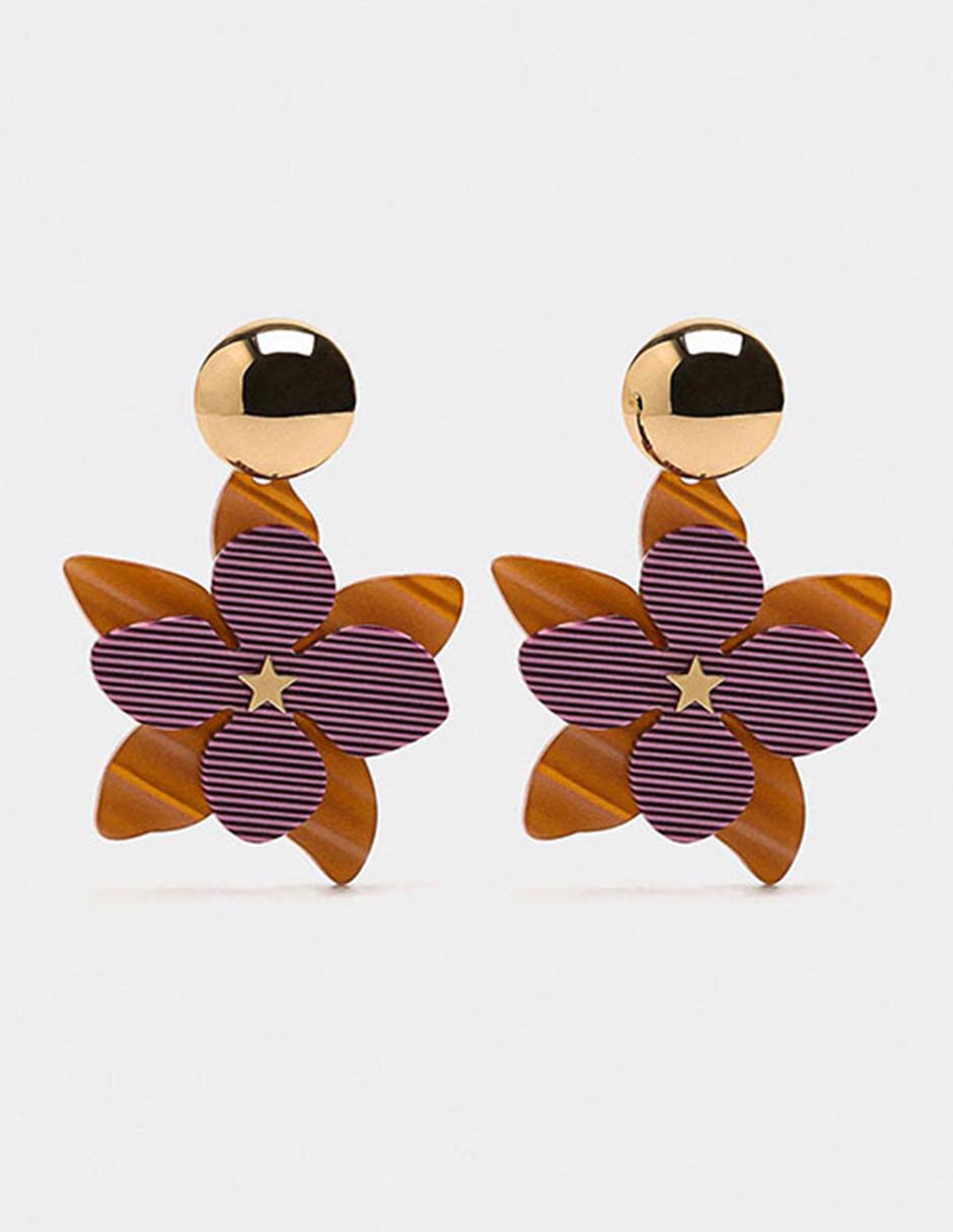 Aretes largos Wine & Dine con acabado brillante