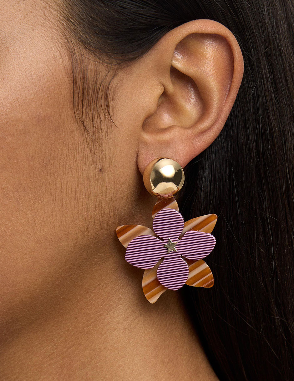 Aretes largos Wine & Dine con acabado brillante 2