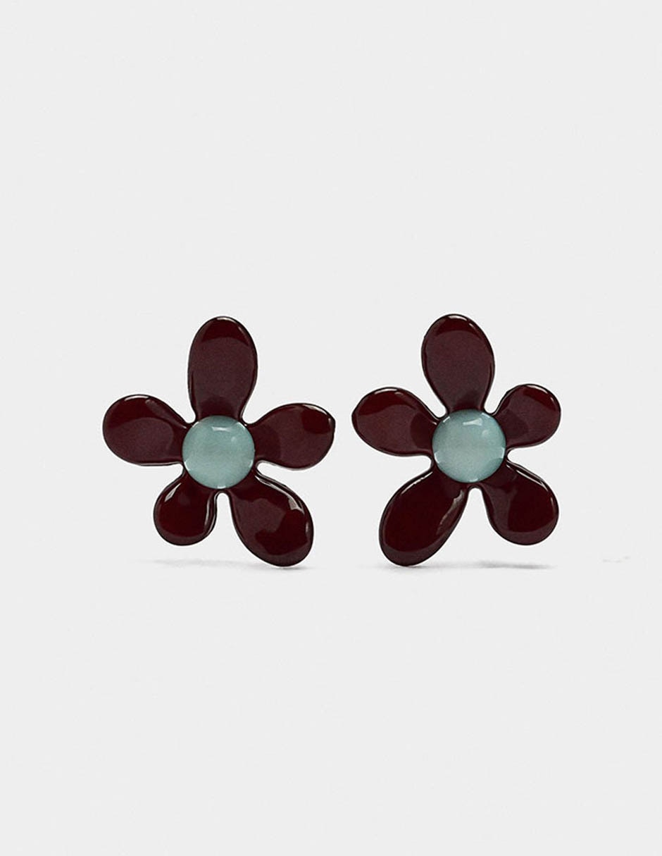 Aretes largos Wine & Dine con acabado brillante