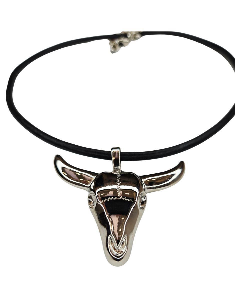 Collar de toro 3