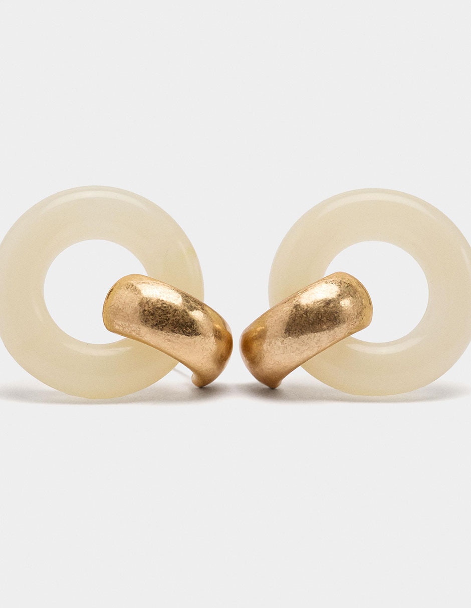 Aretes largos circulares Golden Basics con acabado pulido 3