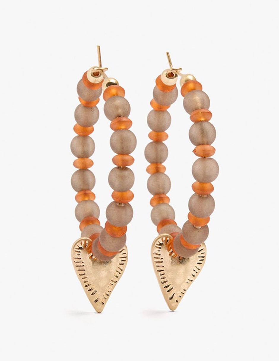 Aretes largos Charmy con acabado esmaltado