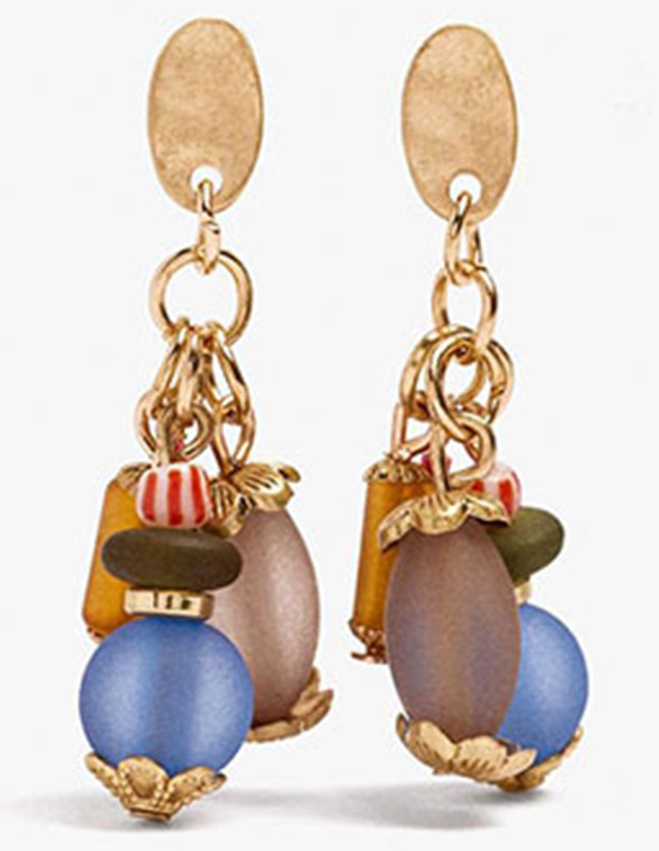 Aretes largos con acabado mate