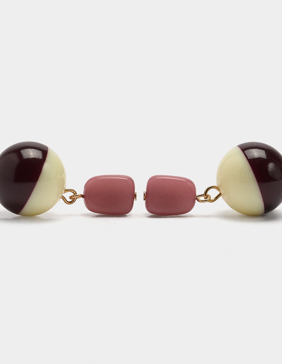 Aretes largos Wine & Dine con acabado esmaltado 3