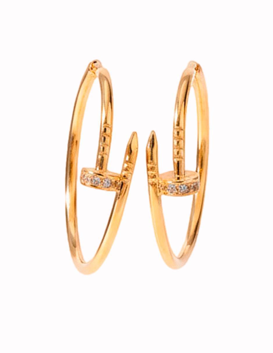 Set de aretes de oro laminado 10 K con acabado brillante zirconia cúbica 3