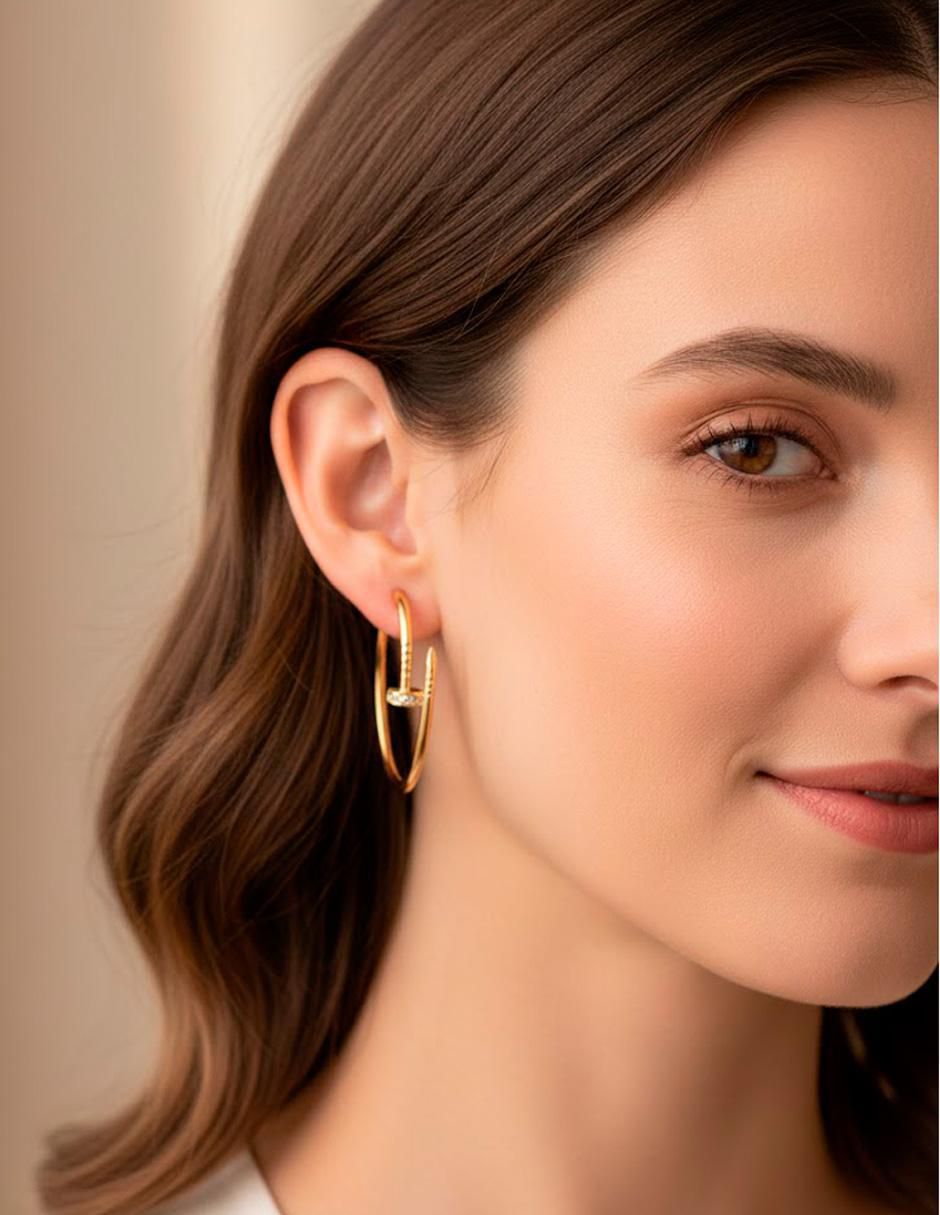 Set de aretes de oro laminado 10 K con acabado brillante zirconia cúbica 4