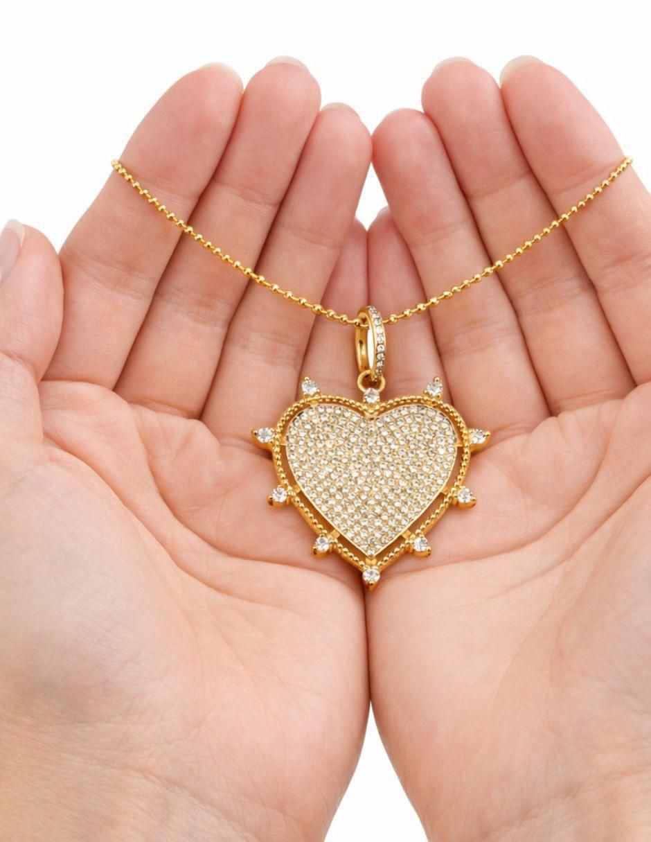 Collar con dije de corazón 18 K 4